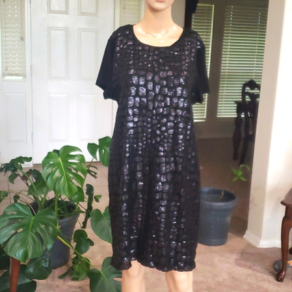 Calvin Klein L edgy shift dress sequin front little black dress - Picture 2 of 16